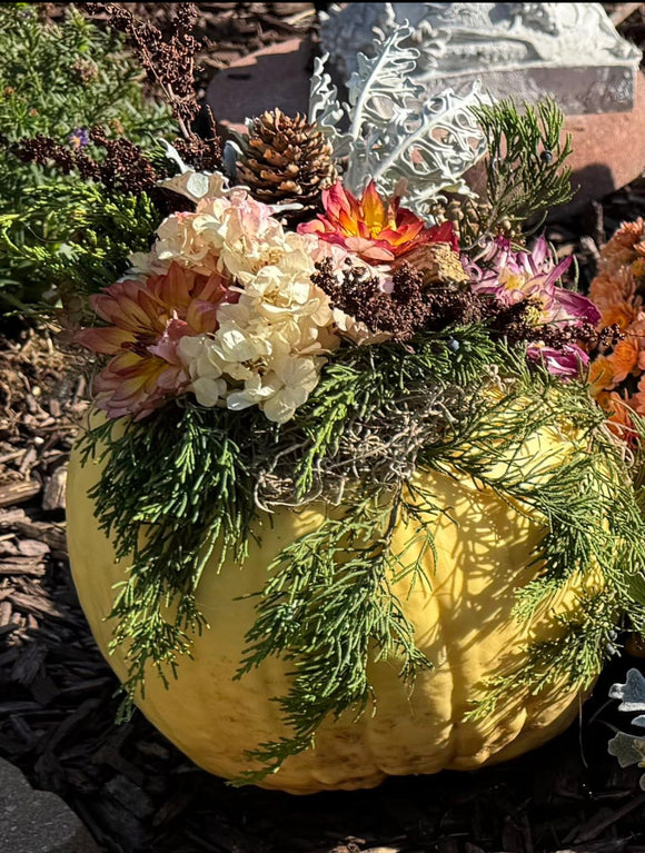 Fall Decoration - Pumpkins with Dried Florals