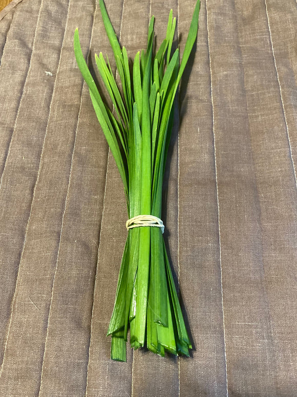 Farm Fresh Chives - Mill Road Farms - Locally Grown in Ladd, Illinois - Herbs
